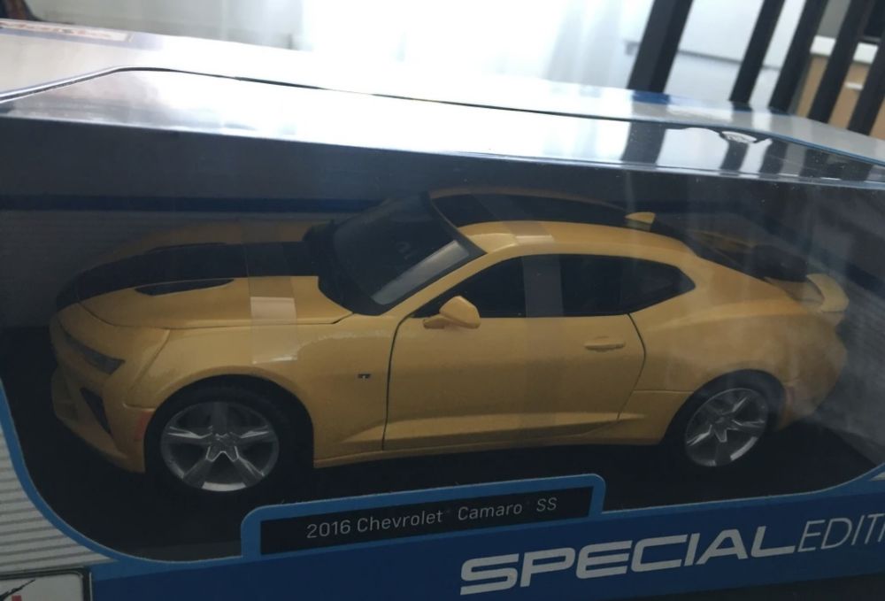 Модель автомобиля Chevy Camaro