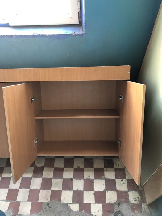 Продам кухоный шкаф