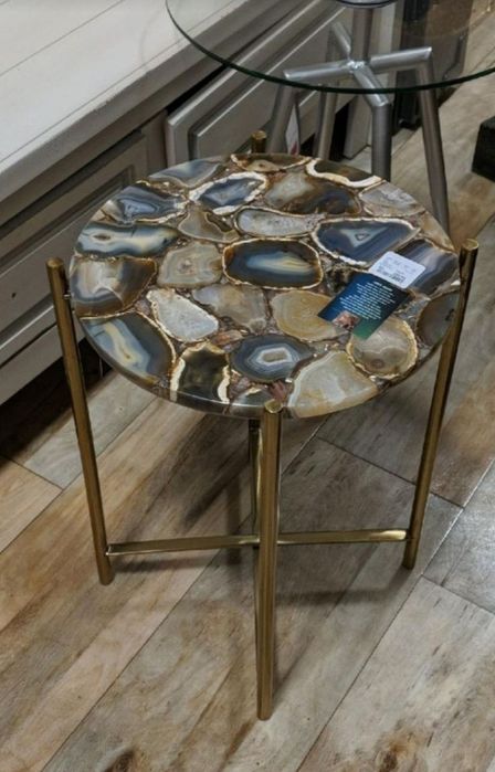 Эксклюзивные столы из эпоксидный смолы