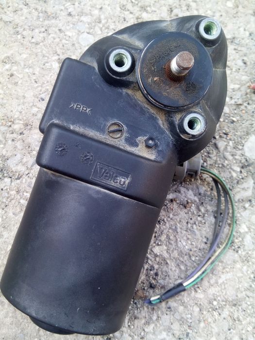 Продавам авточасти за Рено Меган динамо,стопове за Рено Меган,динамо,к