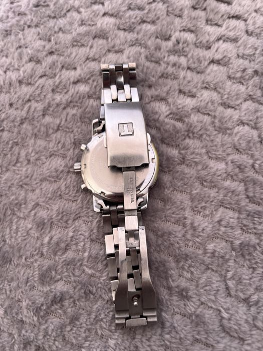Часовник Tissot prc 200