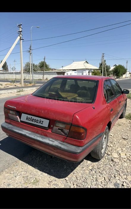 Продам машину ниссан