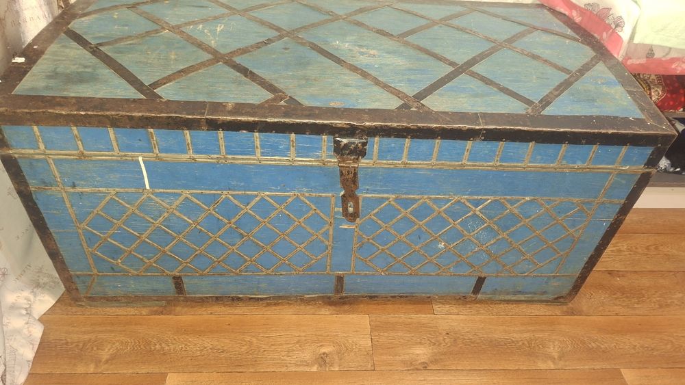 Продам сундук большой