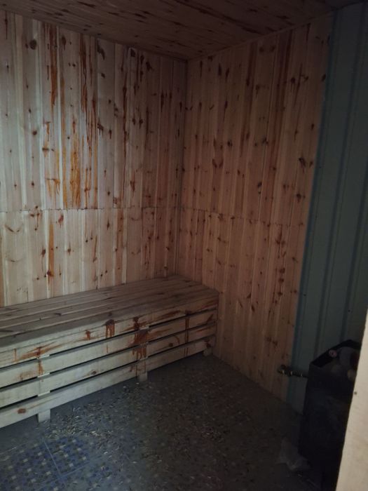 Срочно Тахиаташ районы Кенегес АПЖ да жайласкан имарат сатылады.