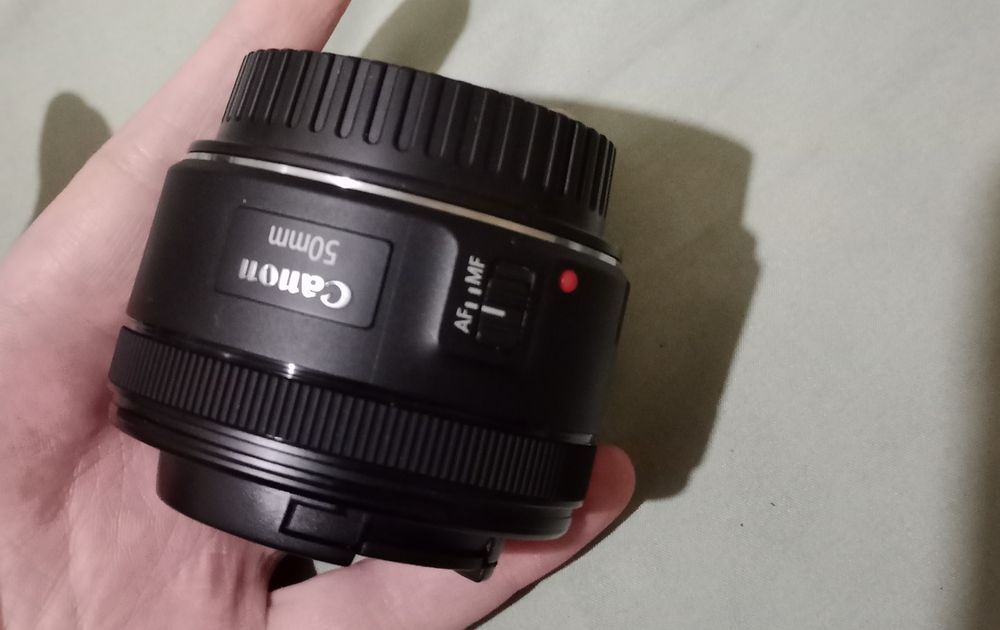 Объектив Canon EF 50mm f/1.8 STM