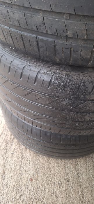 Vând cauciucuri bmw