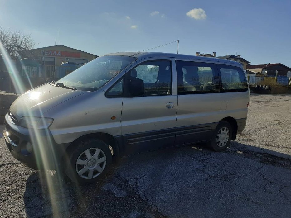 Hyundai H-1 на части