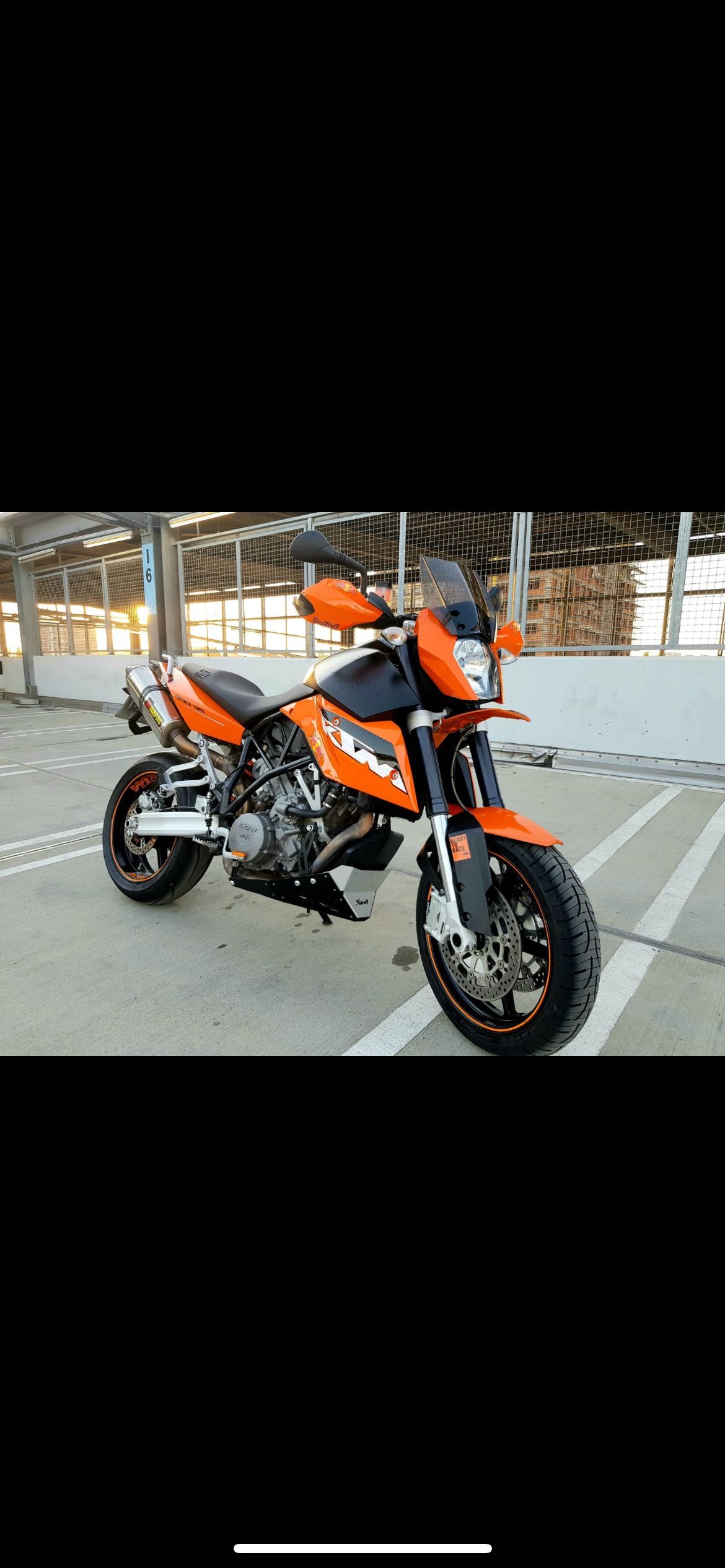 KTM 990 Supermoto