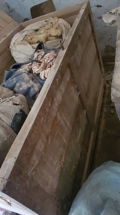 Стари дървени сандъци