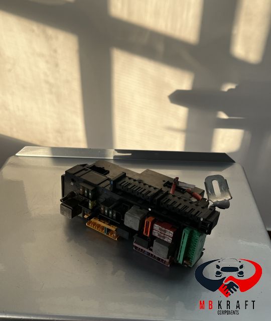 Panou sigurante SAM spate  A2129000004 A 212 900 00 04 Mercedes-Benz