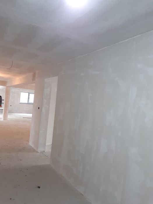 Tencuieli mecanizate