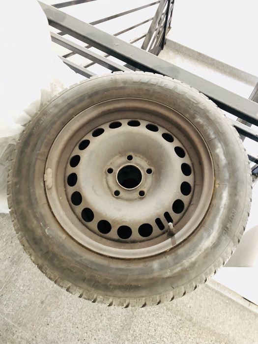 Anvelope 195/65/15 cu jante 5x112