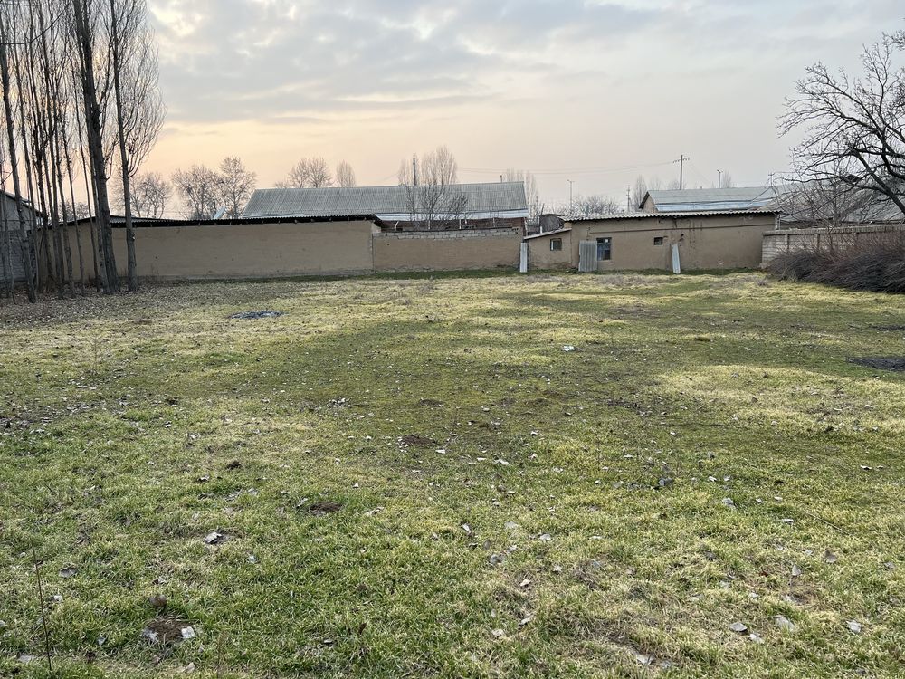 Yer sotiladi Erkin postdan 9 km yurganda M39 yolida 50 metr
