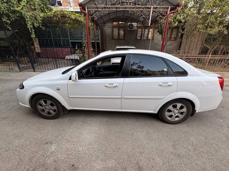 Lcetti gentra 3 pozitsiya elegant full