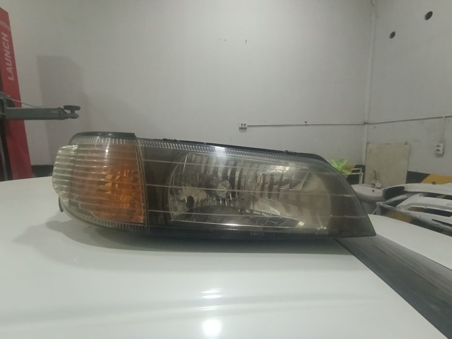 Nissan maksima fara oʻng taraf