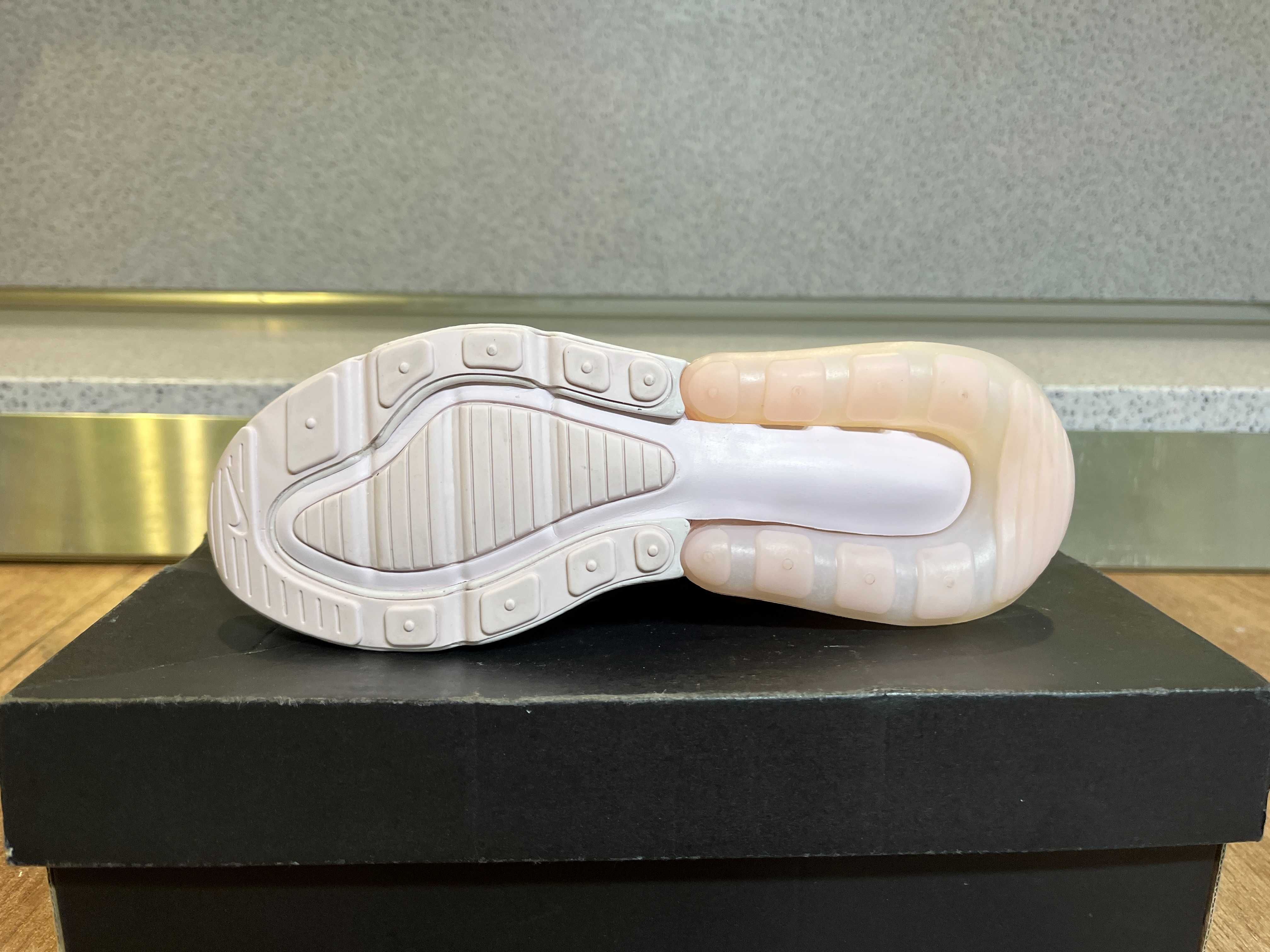 ОРИГИНАЛНИ *** Nike Air Max 270 Pink Foam Pearl