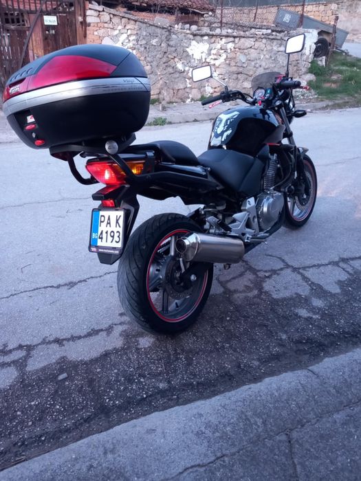 Продавам Хонда цбф турър