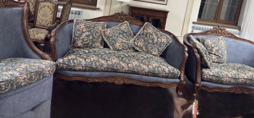 Диваны для зала