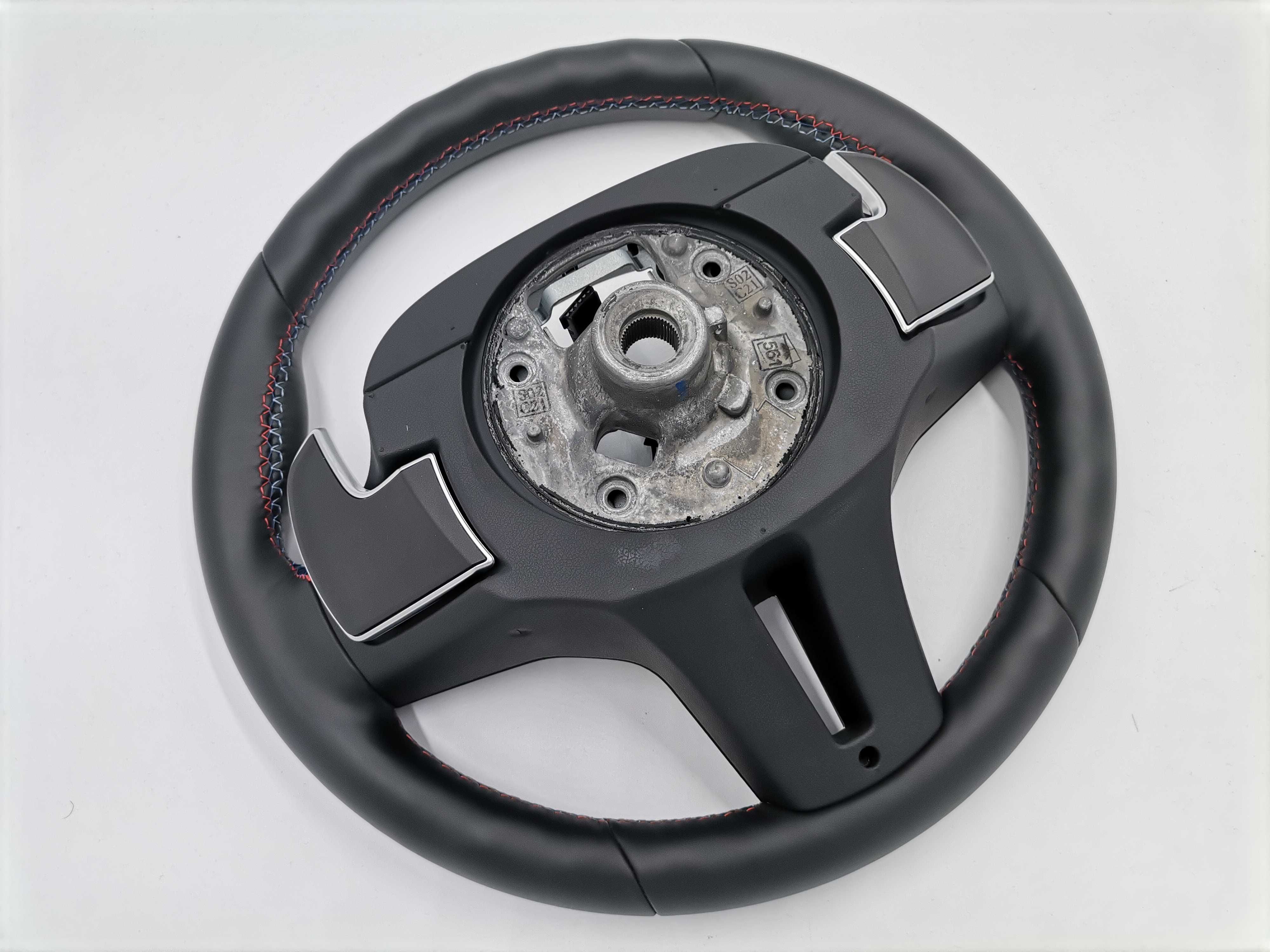M Sport Черен Спортен Волан BMW X5M X6M M5 F90 M8 F91 F92 F93 F95 F96