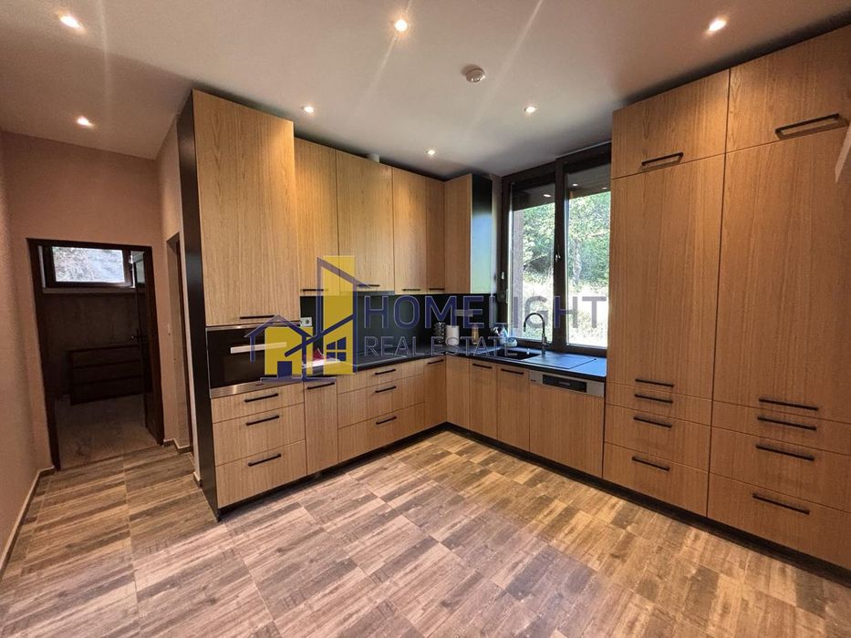 Самостоятелна къща в кв. Драгалевци