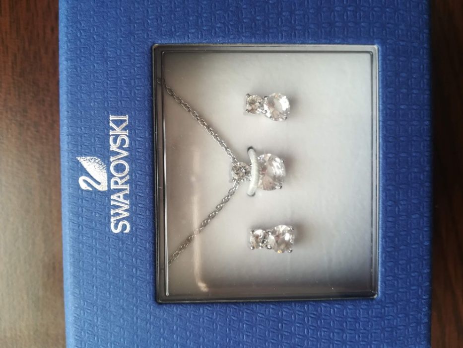 Оригинален комплект Swarovski