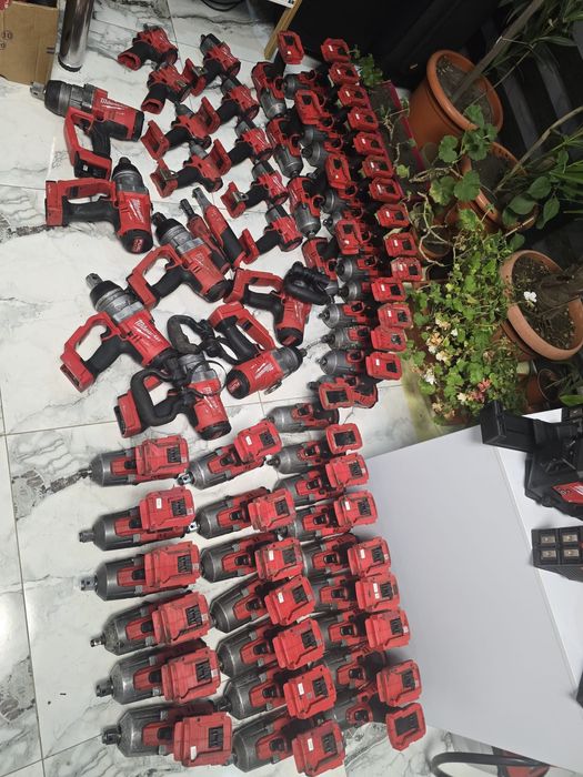 Vând impact roti Milwaukee