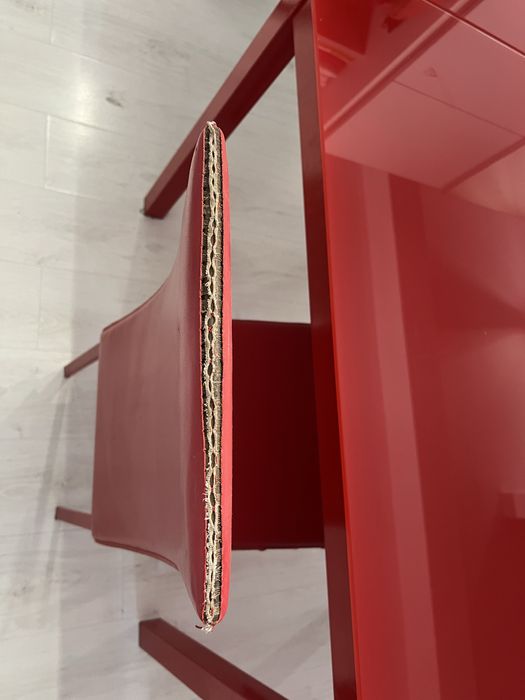 Masa extensibila din sticla 4-6 persoane