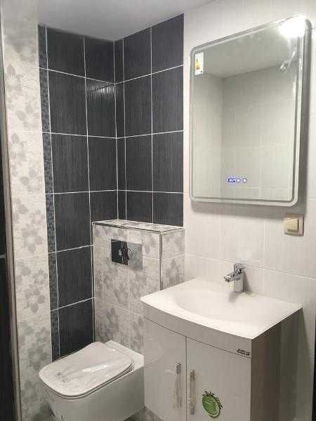 Дава се под наем Тристаен апартамент в София, Център - 100 кв.м за 816 € - Снимка #7