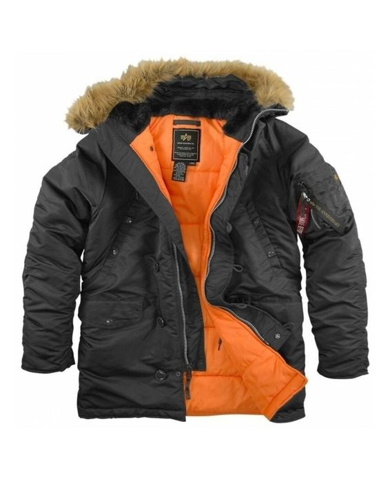 Продам Куртка "Аляска" — чёрная, размер S