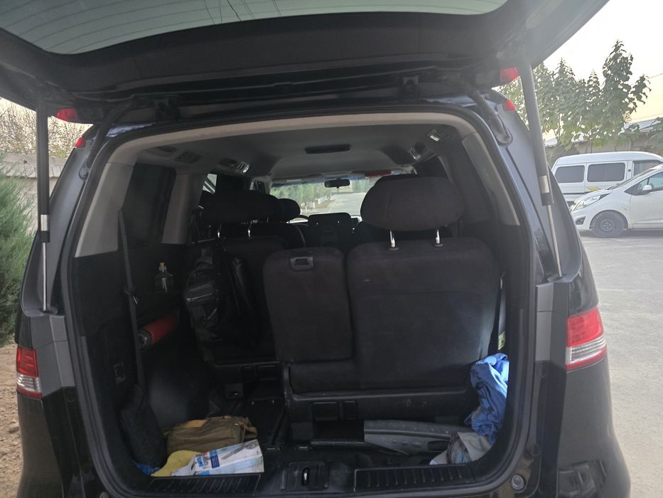 Honda Elision 2010 avtomat