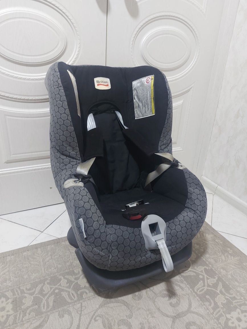 Продам качественную автокресло фирмы Britax,производство Германия.