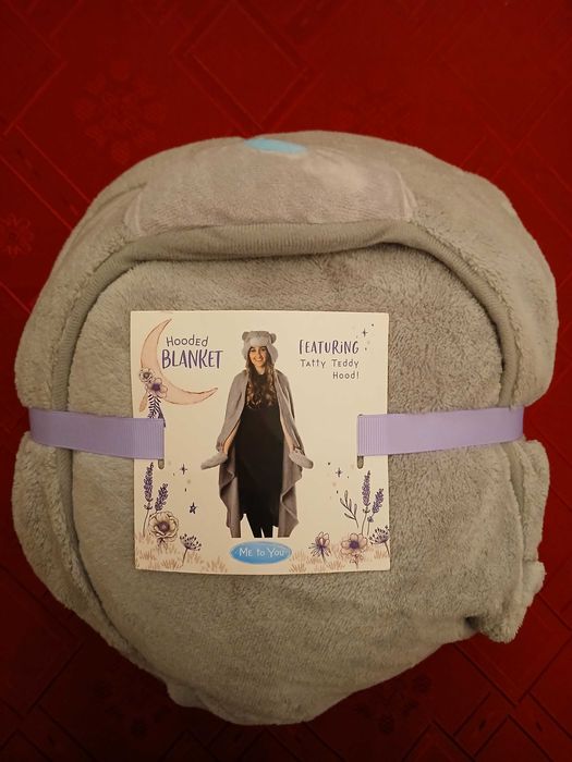Ново одеяло с качулка и ръкавици