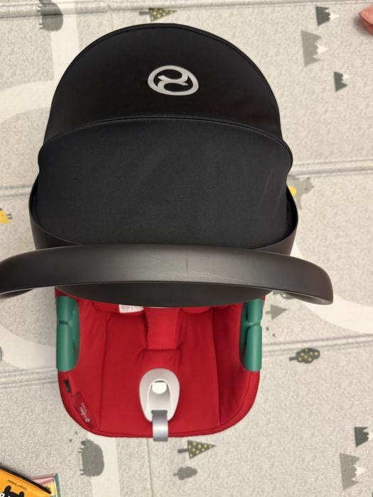 Scoica auto Cybex Silver ATON B2 I-SIZE Dynamic Red