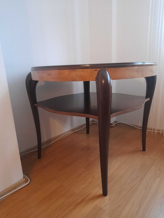 Masa rotunda lemn masiv