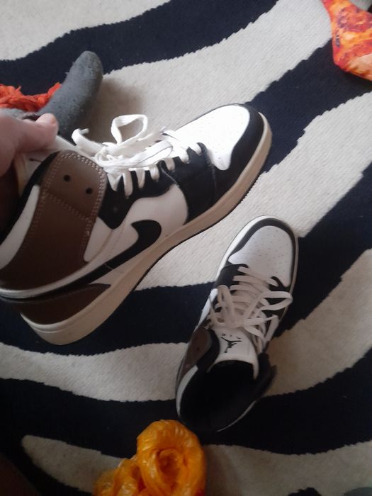 Кроссовки Nike air