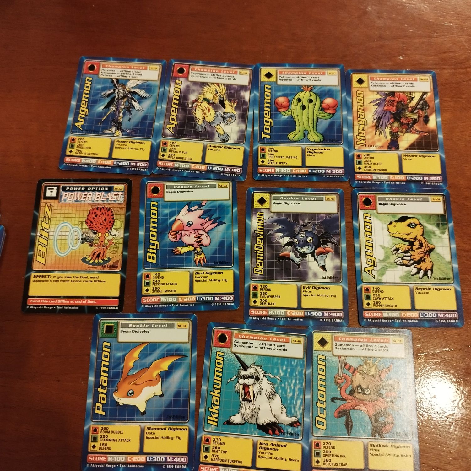 Carduri Digimon Bandai anul 1999