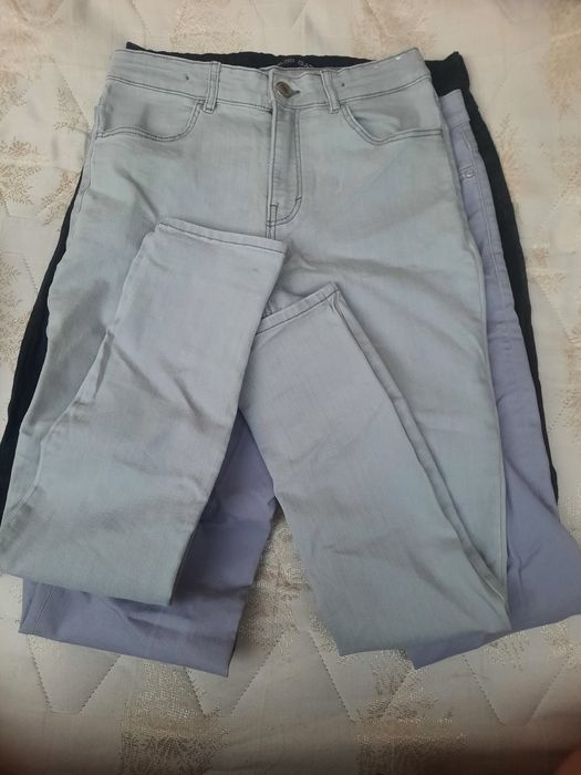 Lot 3 perechi de blugi