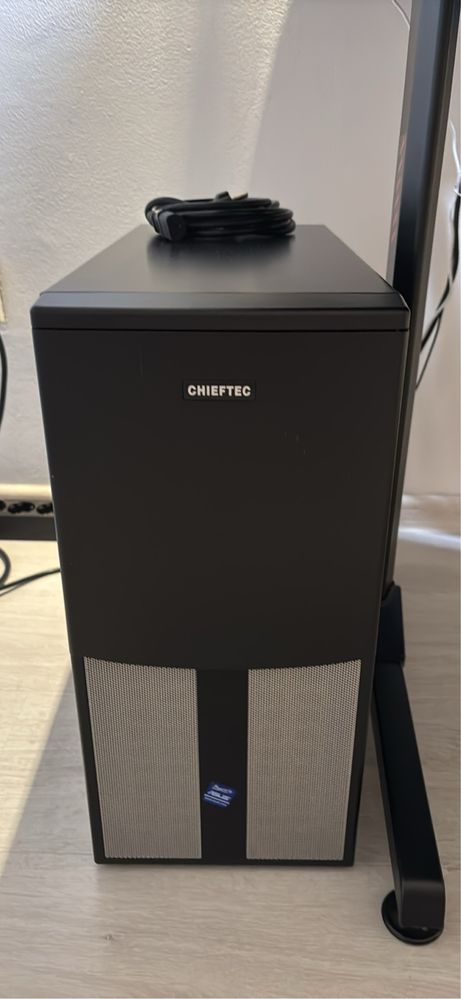 Unitate Calculator - Intel I5 Quadro Core 2400(3,10 GH)