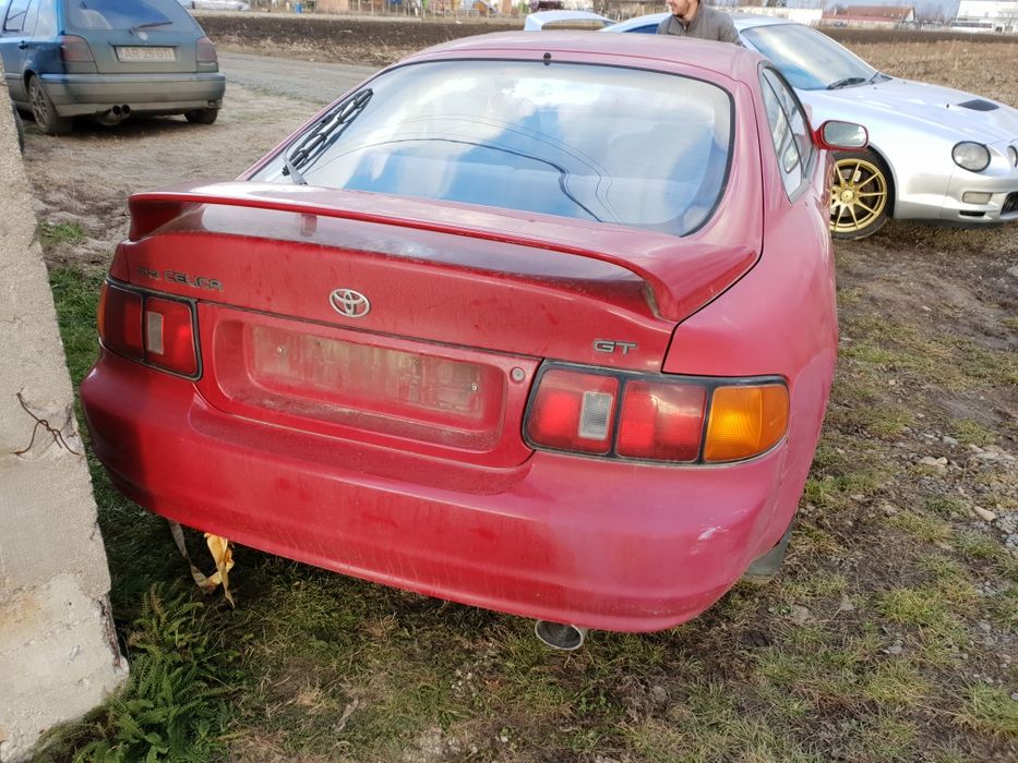 Dezmembrez Toyota Celica t20 GT 175 cp