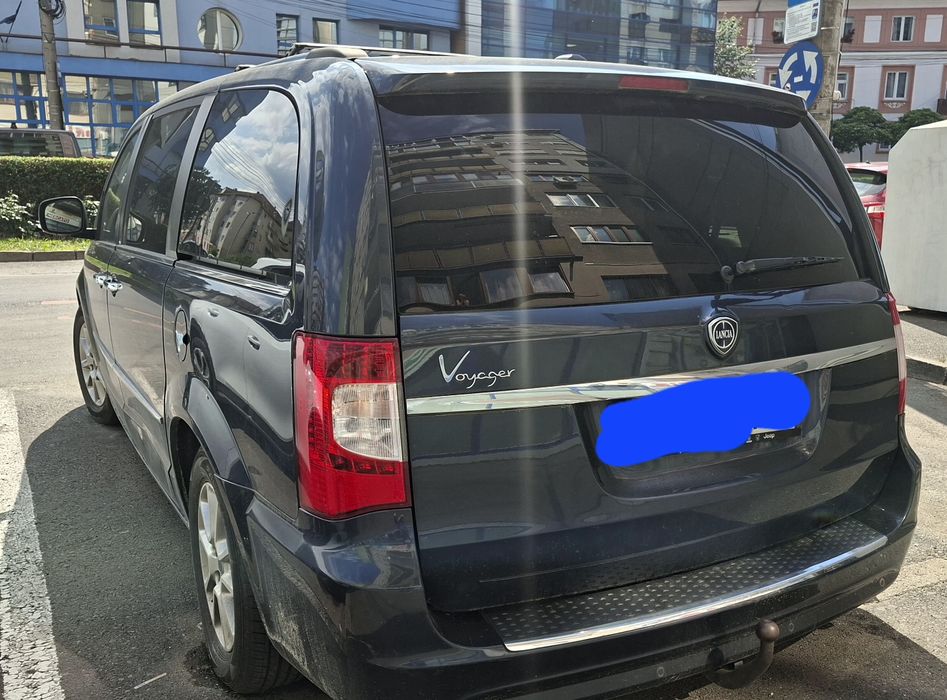 Lancia/ Chrysler Voyager