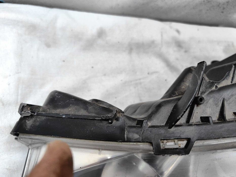 Оригинален фар Пежо 207  Peugeot 207