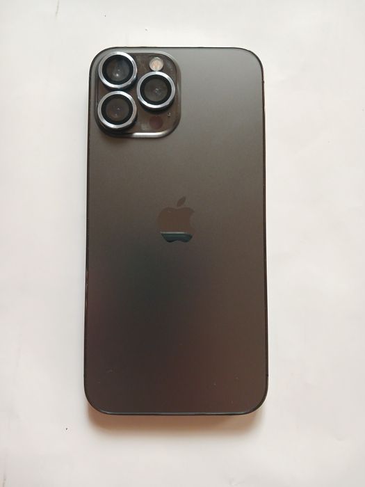 Iphone 13 pro max sotiladi!