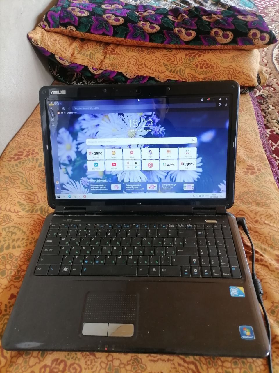 Asus noutbuk hamma joyi ishlaydi
