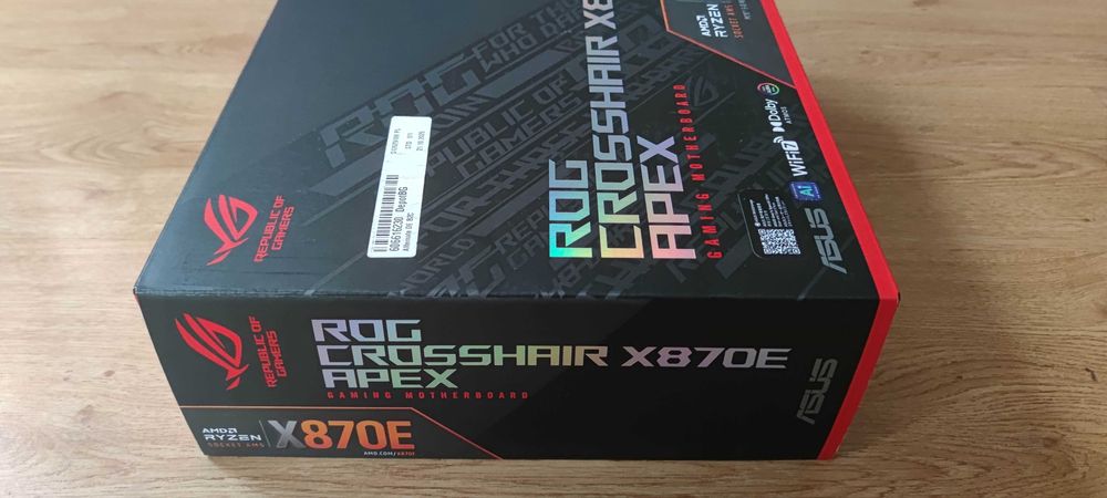 Дънна платка ASUS ROG Crosshair X870E Apex