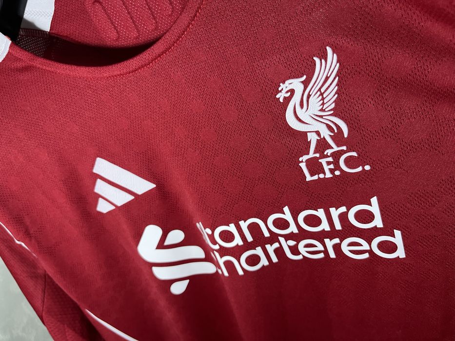 Футболна тениска на Ливърпул 25/26