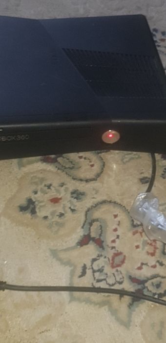 Срочно продам xbox360 джойстиков