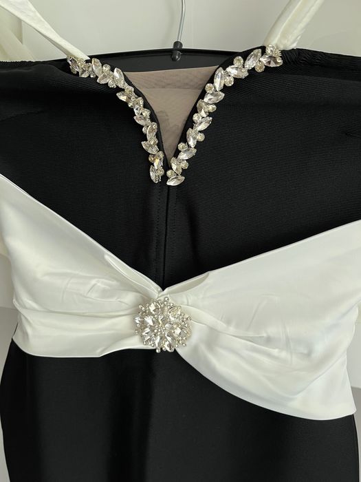 Rochie neagră ocazie/eveniment tip Bandage nouă nepurtată