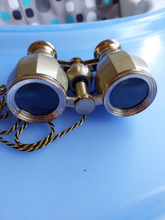 Binoclu  elegant auriu
