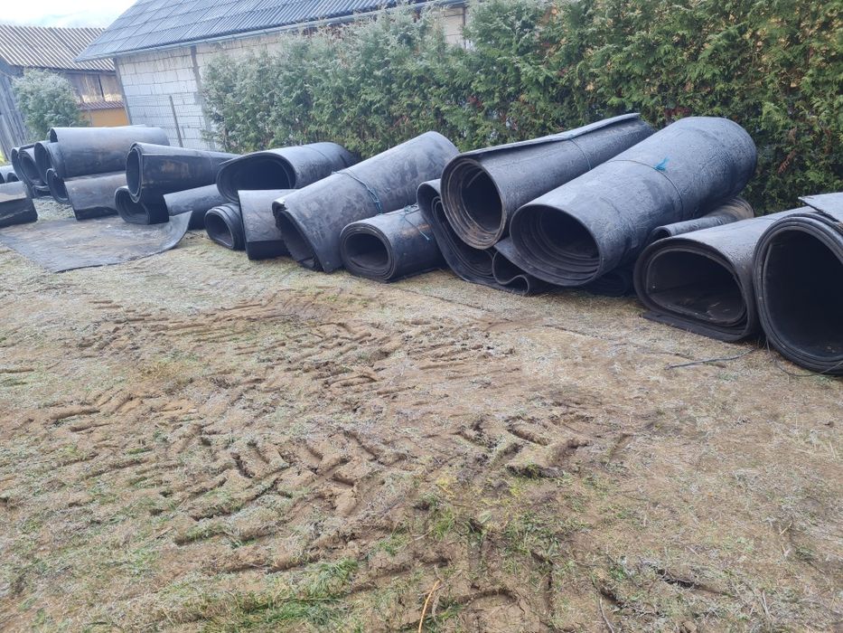 Vând Bandă pentru animale .Are Lățimea 170 și Lungimea 10 m.