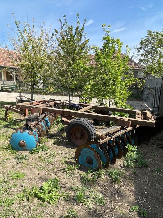 VÂND DISC AGRICOL ÎN V – 4 metri lățime de lucru